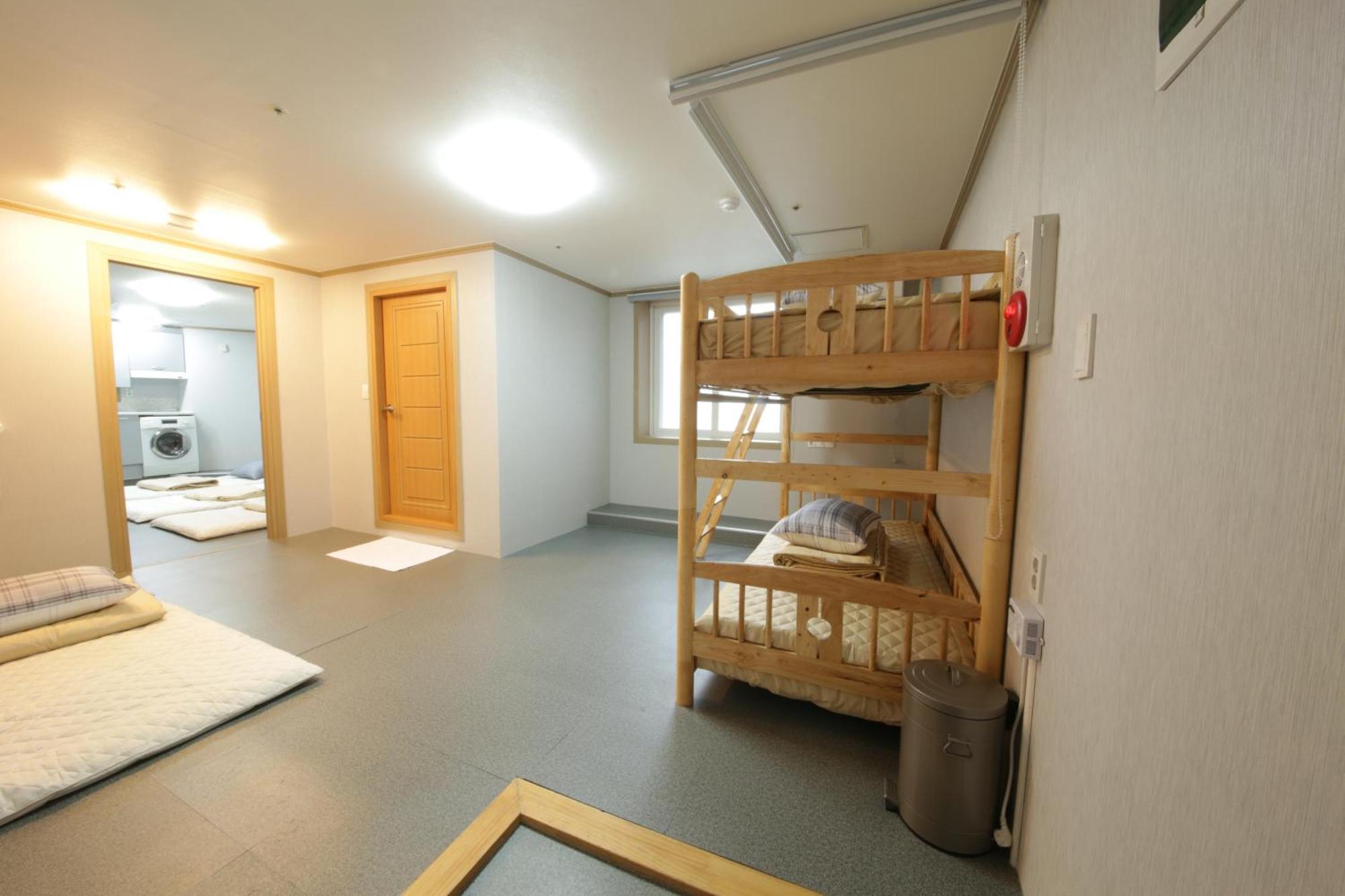 Hostel Mihojae Μπουσάν Δωμάτιο φωτογραφία